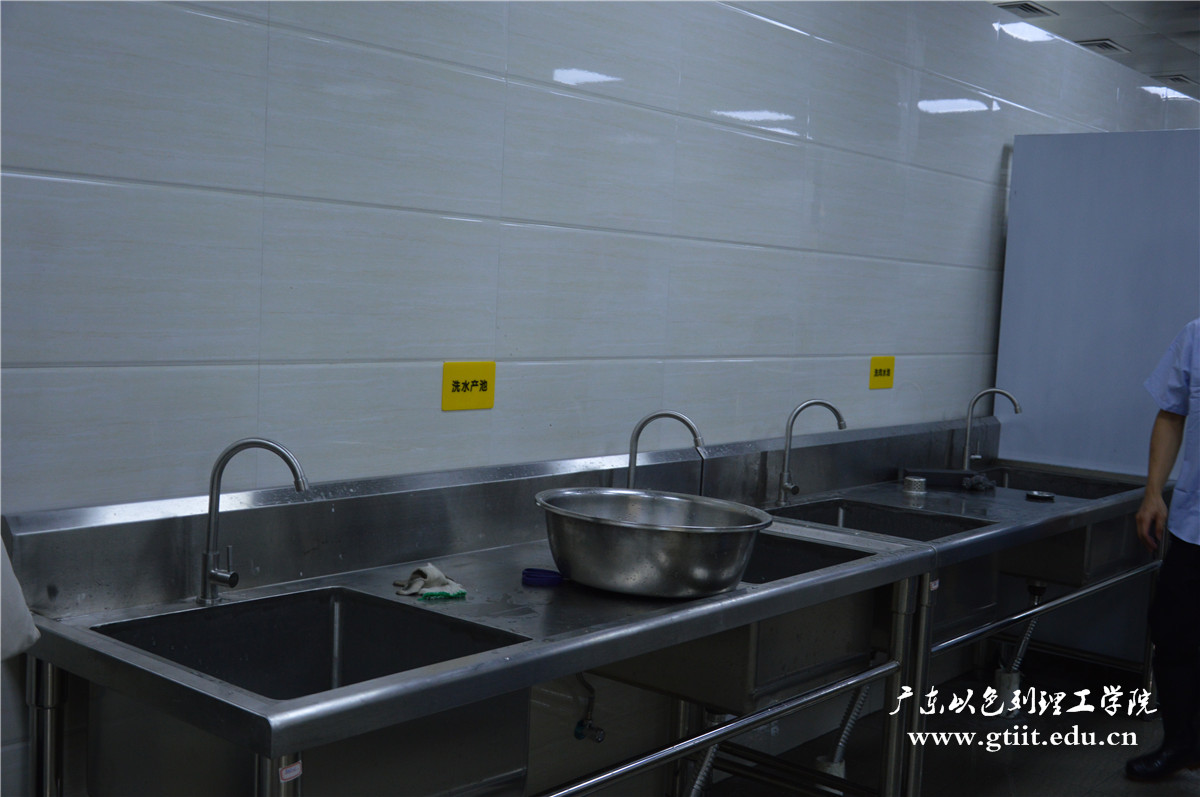 DSC_0142.jpg DSC_0142.jpg