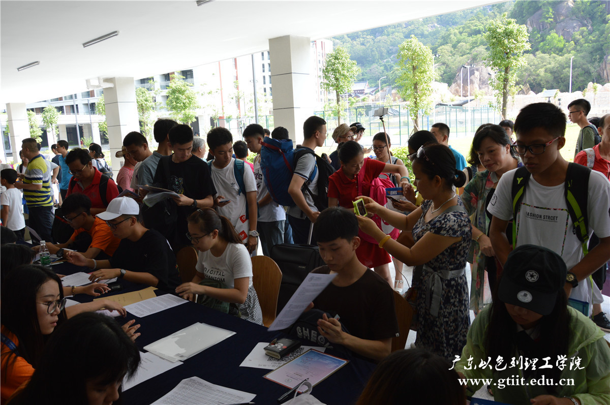 DSC_0395.jpg DSC_0395.jpg