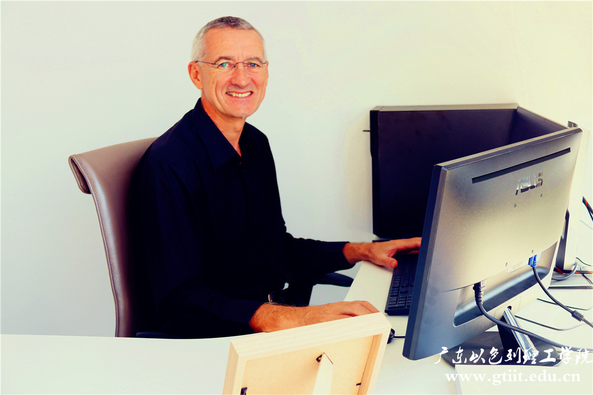 IMG_0594.jpg IMG_0594.jpg