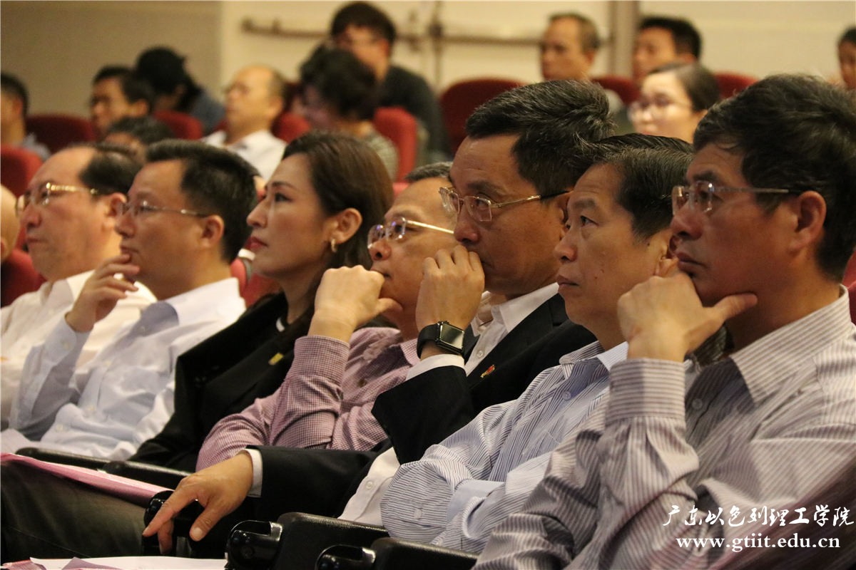 IMG_0829.jpg IMG_0829.jpg