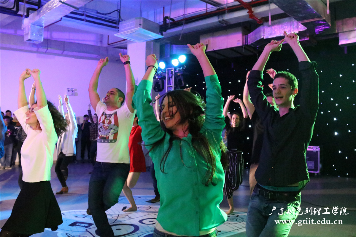 IMG_2590.jpg IMG_2590.jpg