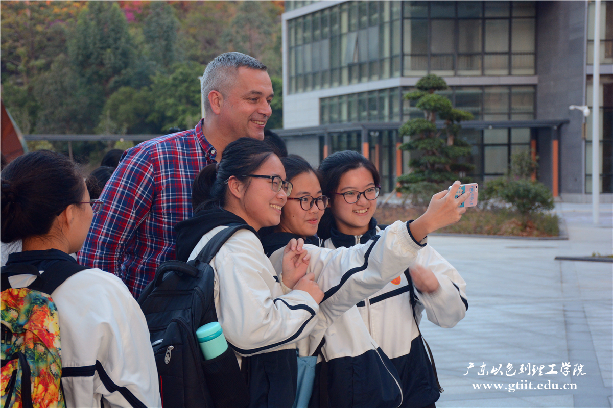 DSC_5839.jpg DSC_5839.jpg