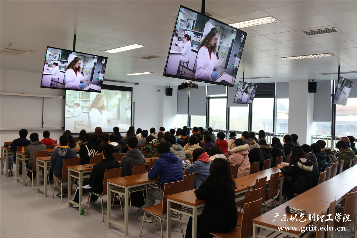 IMG_4377.jpg IMG_4377.jpg