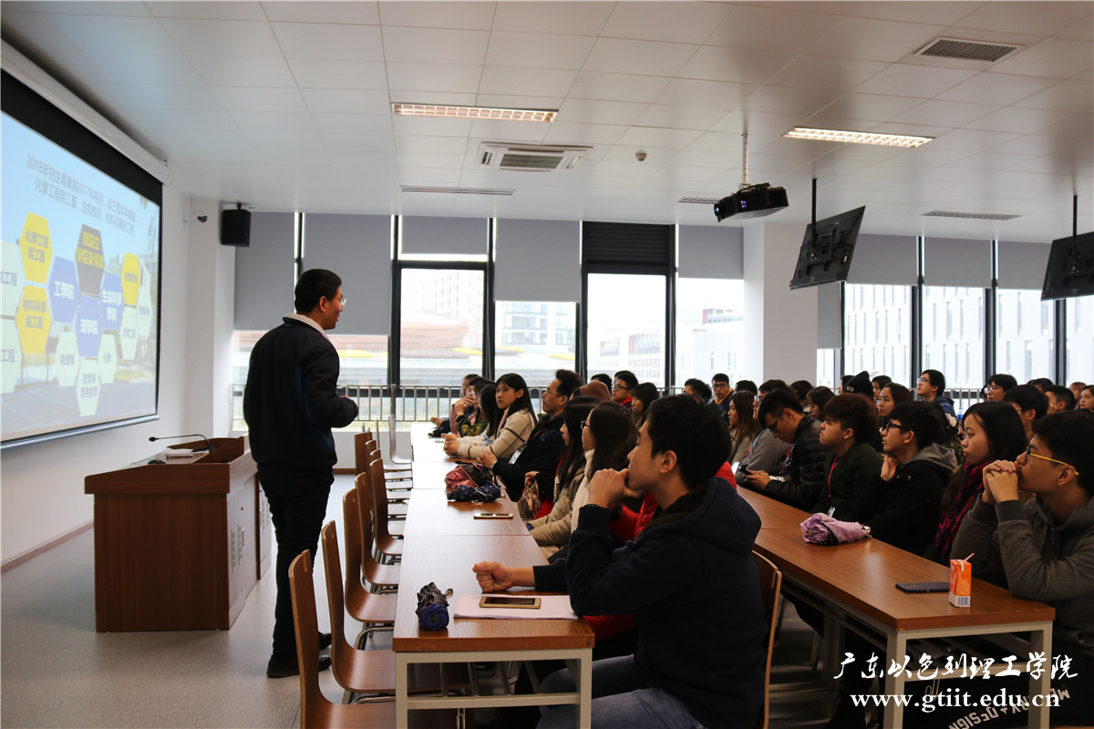 IMG_4420.jpg IMG_4420.jpg