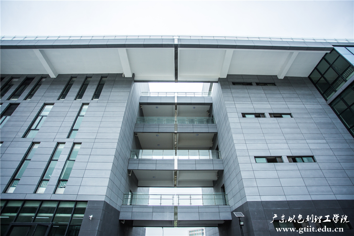 1X0A0021.jpg 1X0A0021.jpg