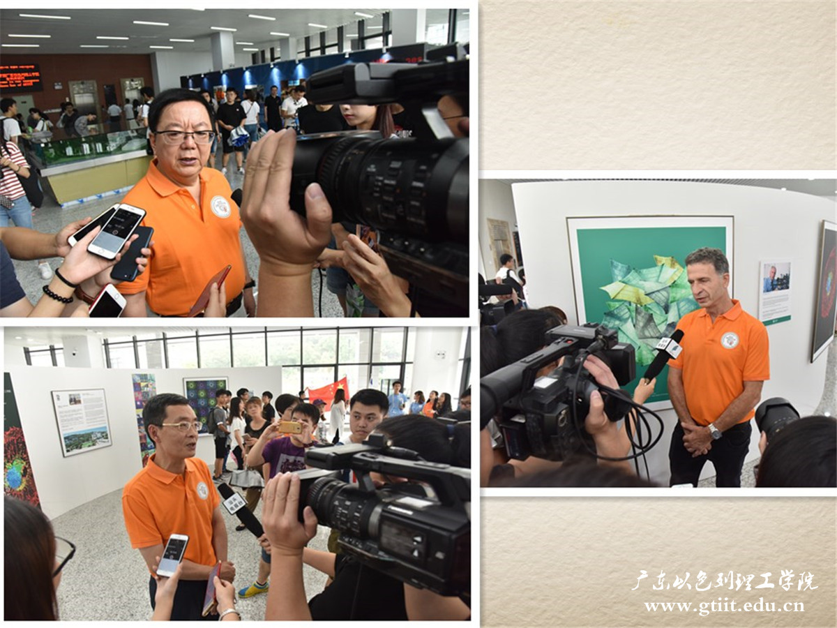 领导接受采访.jpg 领导接受采访.jpg