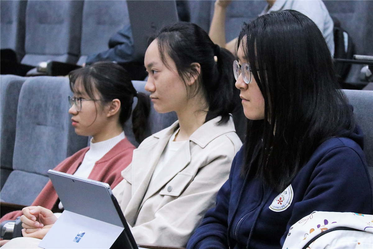 IMG_0451.jpg IMG_0451.jpg