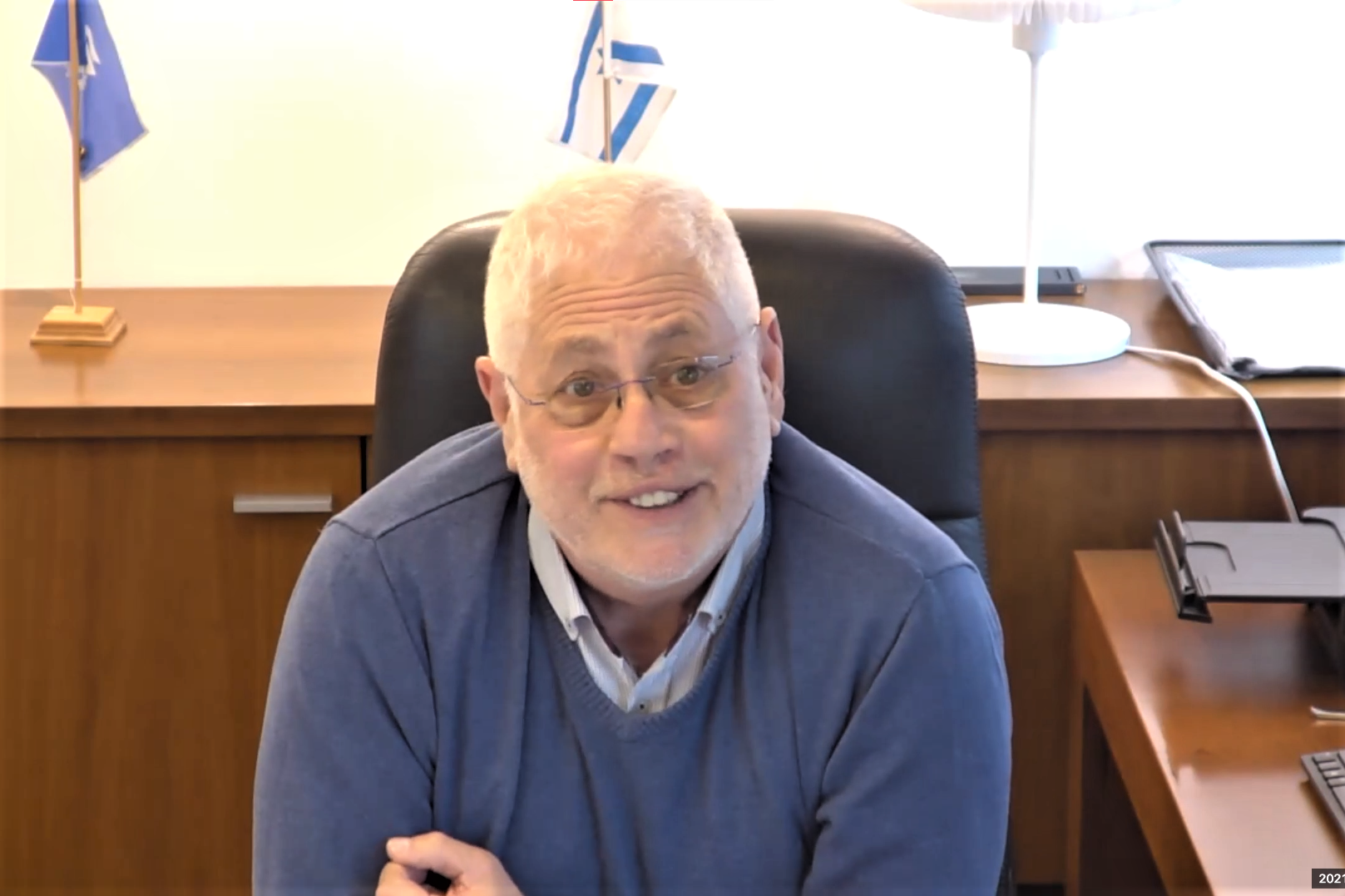 希文校长3.png 希文校长3.png