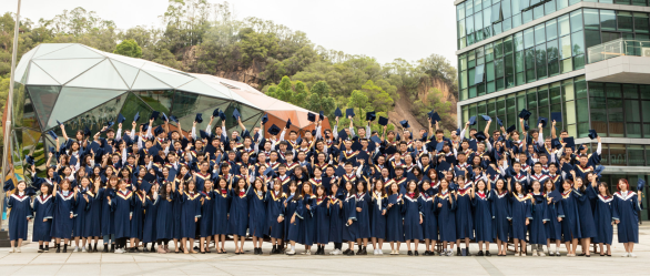 毕业生.png 毕业生.png